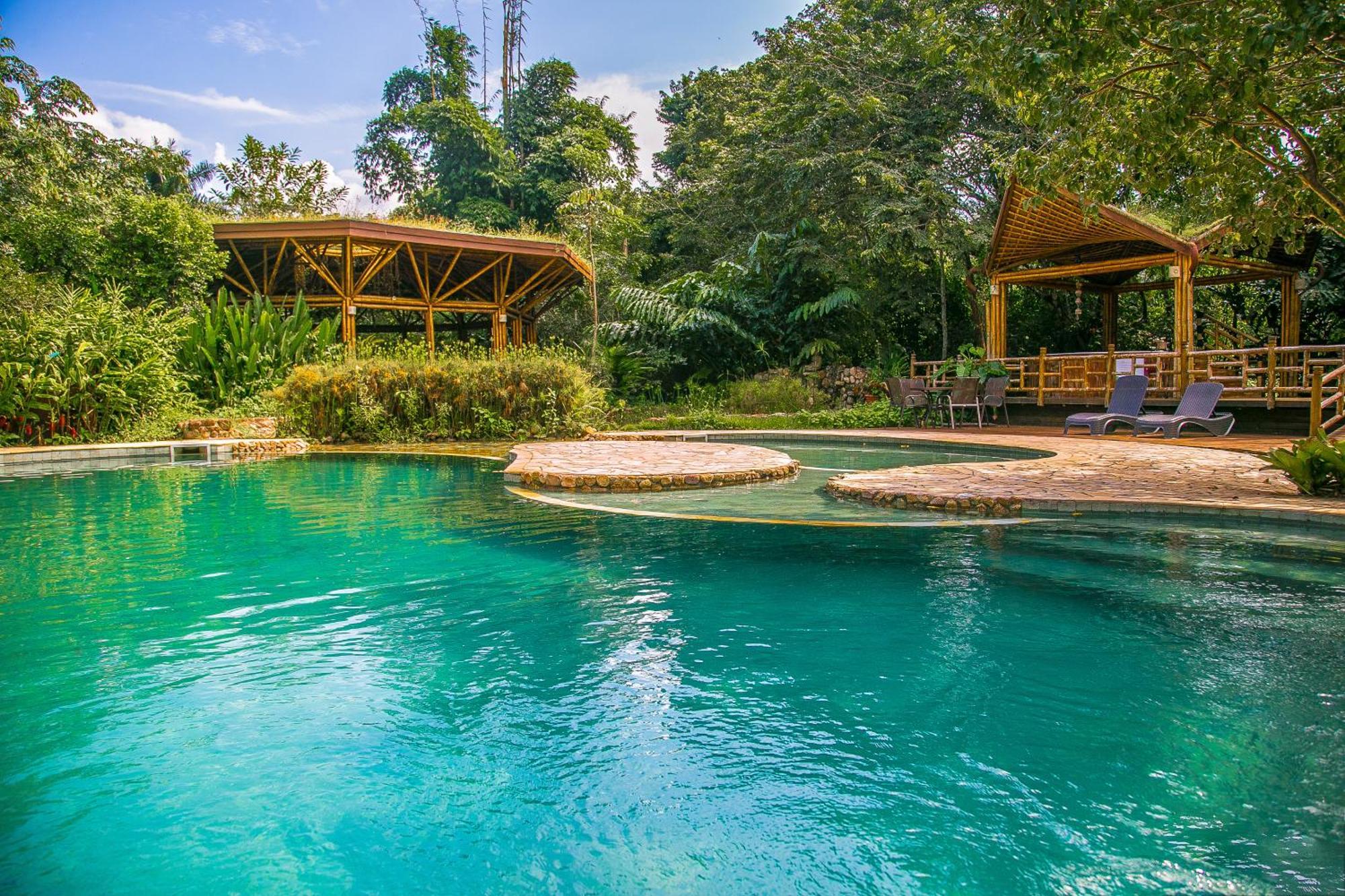 Banana Bamboo Ecolodge Убатуба Экстерьер фото